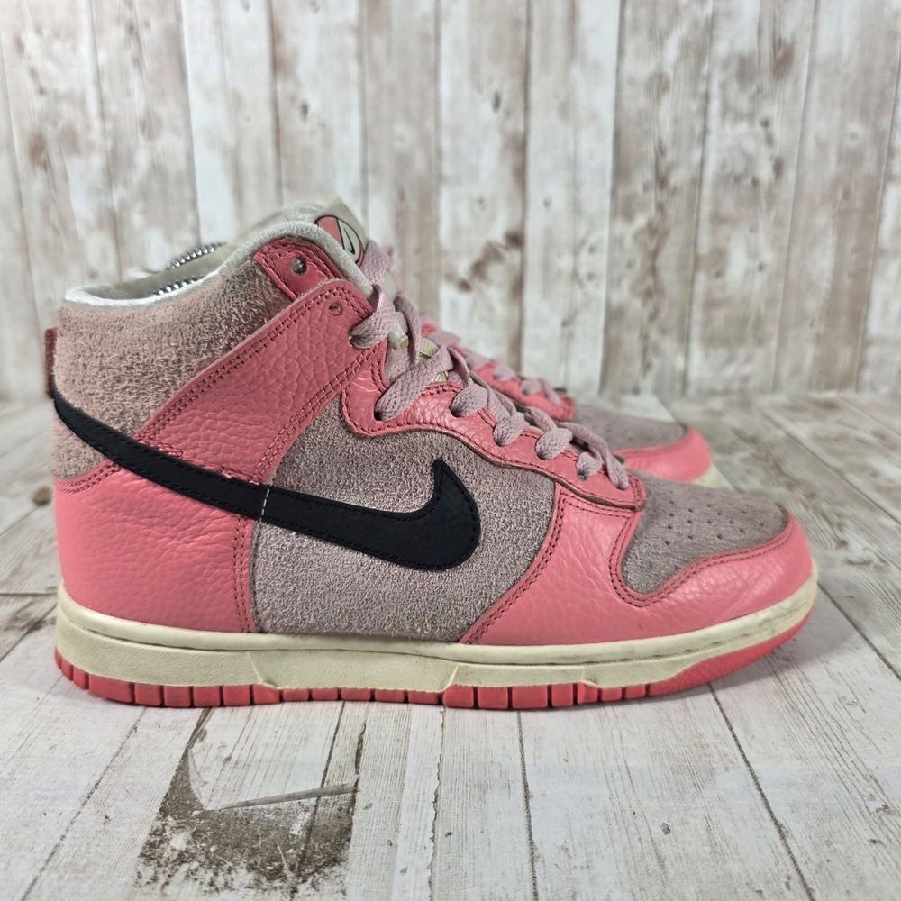 Nike‎ Dunk High Pink Mauve Black Suede Leather Sneakers DX3359-600 Womens 6.5